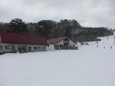 三川温泉スキー場 リフト券売り場